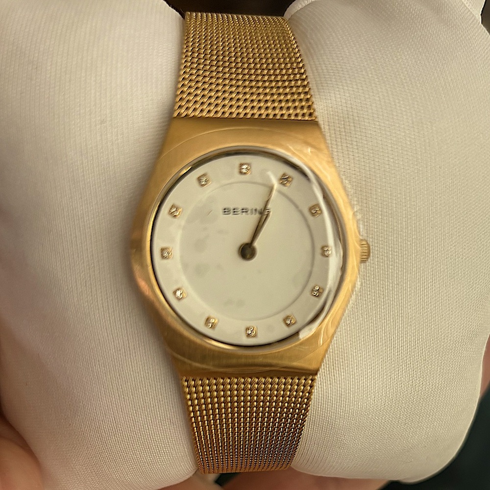 Genuine ladies BERING watch new! Perfect shape